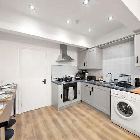 The Hallmark Flat *